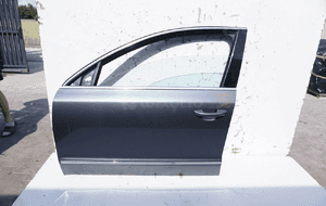 Drzwi lewy przód skoda superb ii 2 hb LF8J