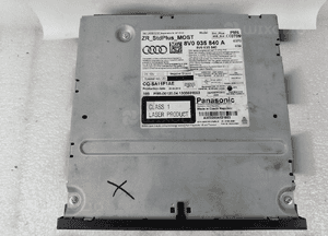 AUDI A3 8V CZYTNIK MMI MULTIMEDIA 8V0035840A Uszkodzony 2