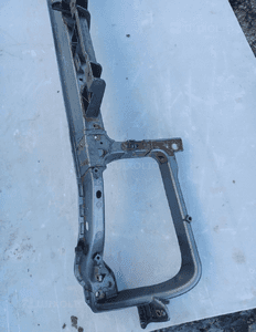 Chrysler 300C pas przedni okular wzmocnienie zamek maski 82300102 3