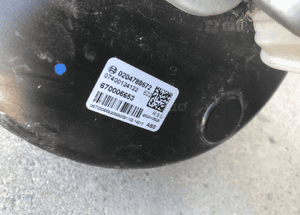 Serwo pompa hamulcowa Maserati Ghibli Quattroporte 670006653 8