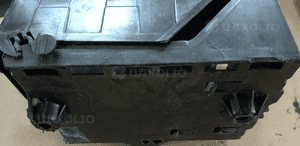 Citroen C4 Picasso I obudowa akumulatora 6