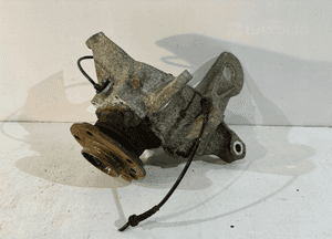 BMW 5 F10 / F11 Zwrotnica tył prawa - 15095 1