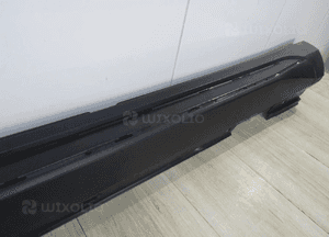 Listwa progowa prawa mercedes gla W156 amg A1566980754 3