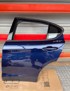 Alfa romeo stelvio drzwi lewy tył kolor 092 1