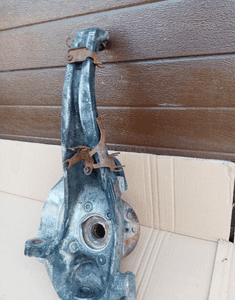 Zwrotnica piasta lewy przód przednia Porsche Cayenne 4.2 TDI 7P0407245A 6