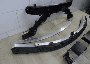 PAS przedni przód TESLA 3 Oryginał 1610866-00-A belka 2