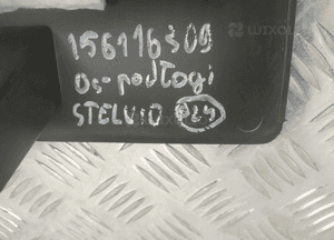 Alfa romeo stelvio uchwyt dywanika podłogowego 156116309 5