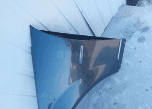 Błotnik lewy przód mercedes W204 lift 3