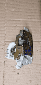 Zamek drzwi prawy przód przedni Ford Mondeo MK3 1S7A-F218A12-KA 2