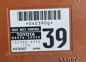 Toyota Avensis T27 moduł sterownik pasów 89810-20020 2
