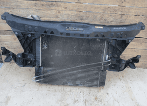 Pas przedni chłodnice mercedes sprinter W906 2.2 cdi 4