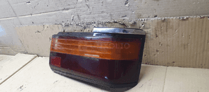 Lampa prawy tył tylna prawa Toyota Camry Sedan 88-92 2