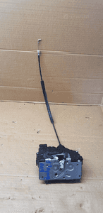 Zamek drzwi lewy przód przedni Fiat Punto EVO 51858835 1