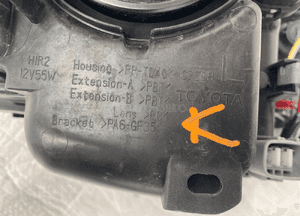 Toyota yaris iii 3 lift lampa lewa 14- 7