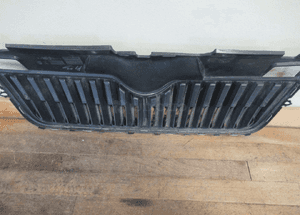 Grill gril atrapa skoda fabia ii 2 lift 2010-2014 rok 9