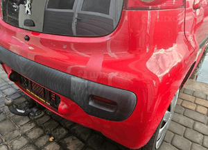Citroen C1 Peugeot 107 zderzak tył tylny KJH 7