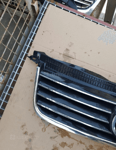 Atrapa grill passat B5 lift 3B0853651L 3