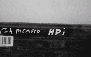 CITROEN C4 PICASSO HDI chłodnica paliwa 3