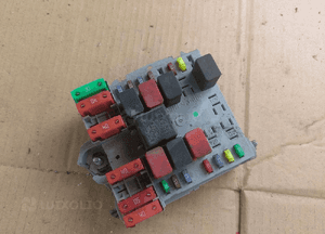 SKRZYNKA BEZPIECZNIKÓW FIAT DUCATO III JUMPER BOXER 1349944080 1
