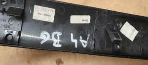 Listwa dekor deski konsoli Audi A4 B6 8E1853190 8E1853190R 7
