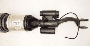 AMORTYZATOR LEWY PRZÓD MERCEDES W213 A2133200725 7