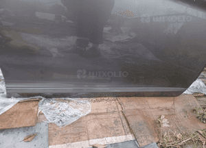 Volvo XC60 drzwi prawe przód kompletne w kolor 08- 8