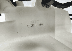 ZBIORNICZEK PŁYNU DO SPRYSKIWACZY MAZDA CX-3 CX3 D10E67480 2015-2018 5