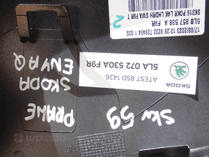 OBUDOWA LUSTERKA SKODA ENYAQ  LEWE / PRAWE  5LA072530A / 5LA072530A 100 ZŁ 7