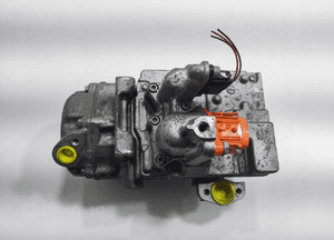 Sprężarka klimatyzacji renault zoe i 926005020R 2013-2019 3