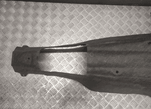 MERCEDES W205 WYGŁUSZENIE TUNELU A2056828502 3