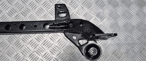 Opel insignia b belka wzmocnienie przednia przód pod chłodnice 84316408 9