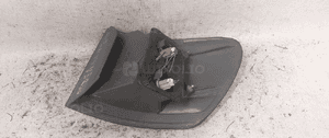 Tyl tylna lampa lewa toyota avensis verso 3