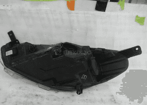 Ford fiesta MK8 zwykła idealna lampa przednia prawa 5