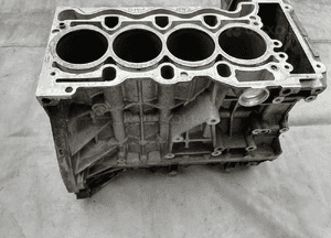 Blok silnika Bmw E46 1.8 2.0 N47 3