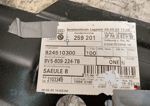Próg prawy słupek poszycie wewnętrzne audi A3 8V 8V5 2012- 2