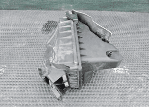 Obudowa 038133835J Filtra Filtr Powietrza Pokrywa 1.9 TDI Diesel Audi A4 B6 B7 4