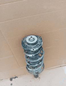 Amortyzator mcperson lewy przód przedni VW FOX 5