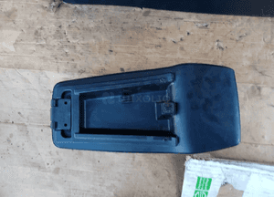 Tunel środkowy podłokietnik Ford Mondeo MK3 5
