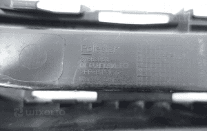 Polestar 2 2020- atrapa kratka środkowa zderzaka przód 31663953 8