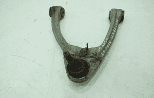 WAHACZ PRZOD PRAWY GORNY MASERATI 3200GT 98 2