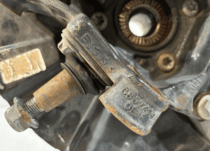 BMW X4 F26 M40i Zwrotnica komplet przód R - 15090 6