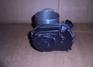 Przepustnica audi A6 2.4 vw passat B5 078133063AM 2