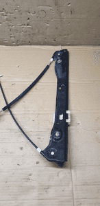 Mechanizm podnośnik szyby prawy przód BMW 3 E90 7060266S 7140588E 6927028 3