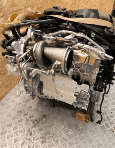 Mercedes c klasa W206 silnik 1.5 benzyna 254915 kompletny 7
