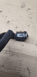 Zawór zaworek podciśnienia Mazda Premacy 1.8 16V K5T48279 3