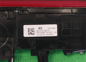 Volvo C40 2023- lampa tył tylna lewa oryginał 9