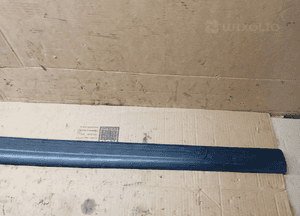 Listwa progowa progu prawy przód przednia prawa Audi A6 C6 4F0853374B 3