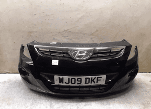 Zderzak przod przedni hyundai I20 czarny RB7 1