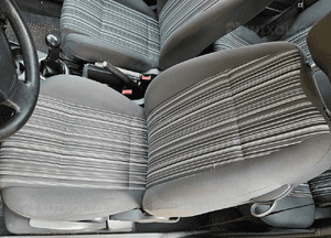 VW Fox fotel przód przód przedni prawy lewy 1