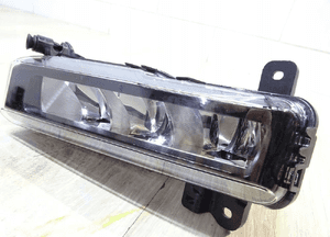 BMW G20 330e HALOGEN PRAWY PRZÓD 1132.110.0000 2